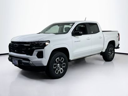 Used 2023 Chevrolet Colorado Z71 w/ Z71 Convenience Package 2