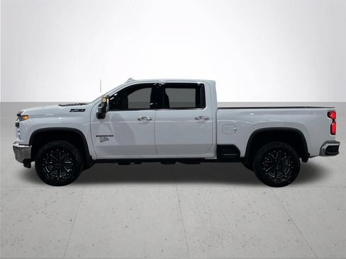 Used 2020 Chevrolet Silverado 2500 LTZ AWD/4WD image 13