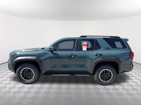 New 2026 Toyota 4Runner TRD Off-Road Premium AWD/4WD image 4