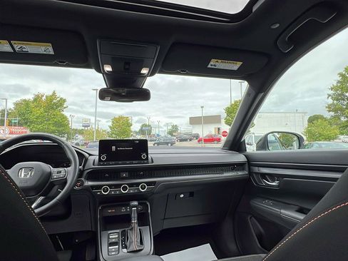 Used 2024 Honda CR-V Sport image 21