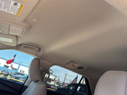 Used 2022 Ford Explorer 2WD image 13