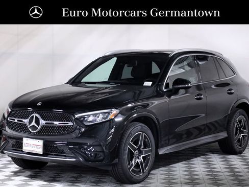 Used 2026 Mercedes-Benz GLC 300 4MATIC image 3