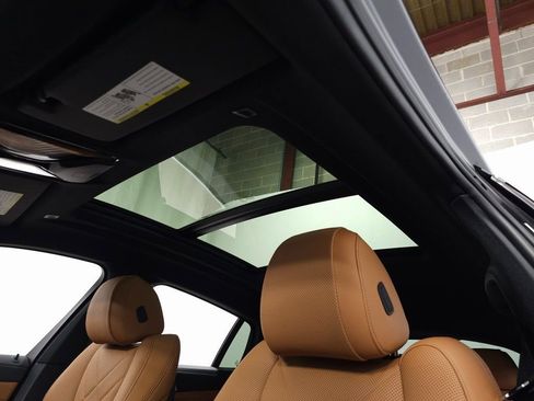 Used 2023 BMW X6 xDrive40i w/ Parking Assistance Package image 17