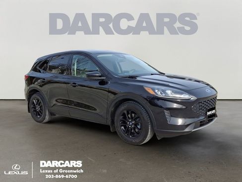 Used 2020 Ford Escape SE Sport image 1