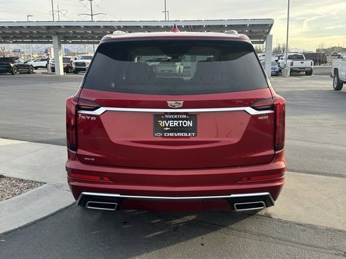 Used 2024 Cadillac XT6 Premium Luxury image 24