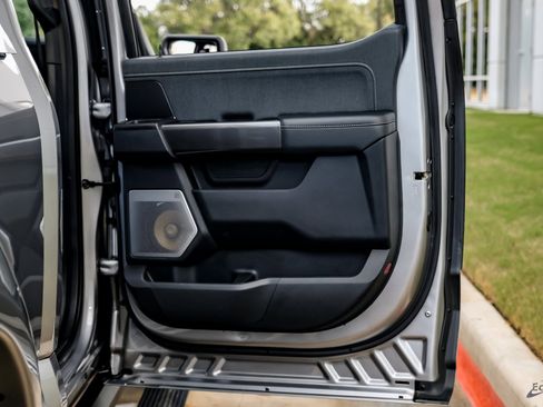 Used 2023 Ford F150 Lariat w/ Equipment Group 502A High image 94