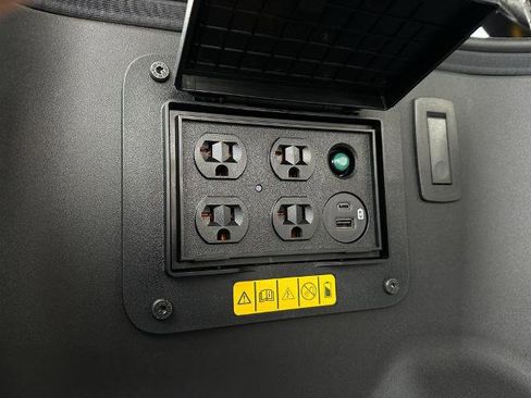 New 2025 Ford F150 Lightning XLT image 36