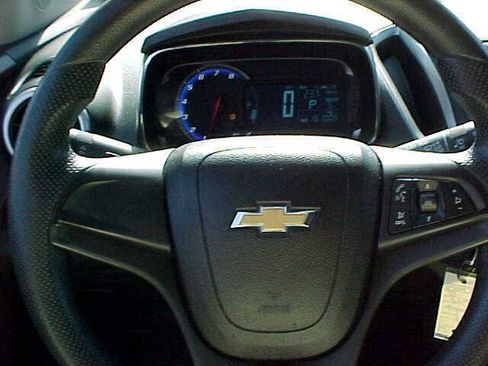 Used 2016 Chevrolet Trax LS w/ LPO, Protection Package AWD/4WD image 29