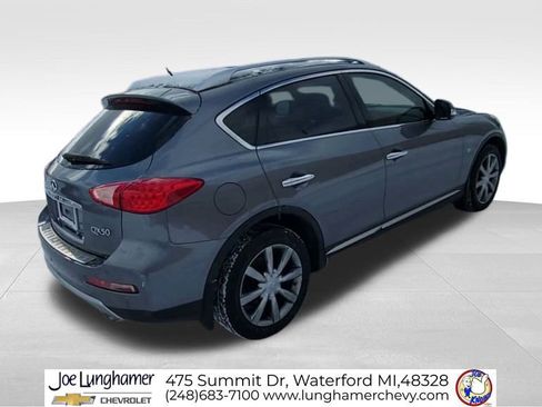 Used 2017 INFINITI QX50 2WD w/ Premium Plus Package image 9