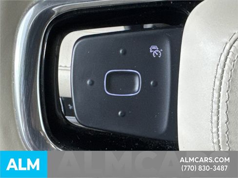 Used 2024 Lincoln Nautilus Reserve image 28