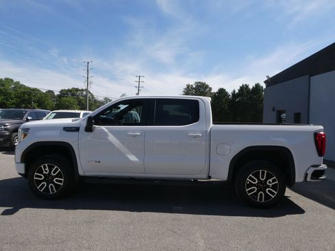 Used 2019 GMC Sierra 1500 AT4 w/ AT4 Premium Package AWD/4WD image 9