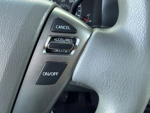 Used 2018 Nissan NV 2500 SV RWD image 30