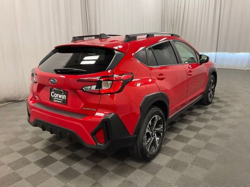 Used 2024 Subaru Crosstrek 2.0i Premium image 2