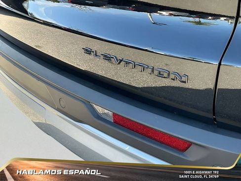 Certified 2025 GMC Acadia Elevation image 40