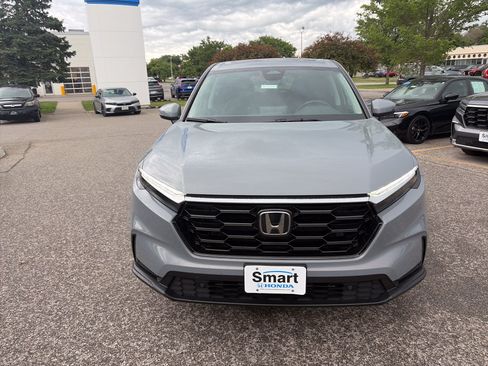 Used 2024 Honda CR-V EX-L image 2