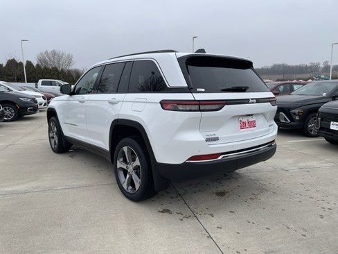 New 2025 Jeep Grand Cherokee Limited w/ MOPAR Finishing Package image 3