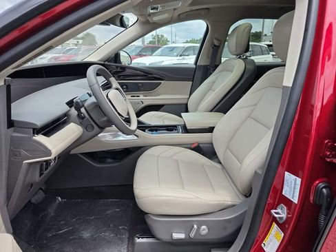 New 2025 Lincoln Nautilus Premier w/ Equipment Group 102A image 8