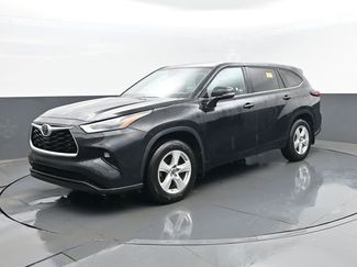 Used 2024 Toyota Highlander LE video 1