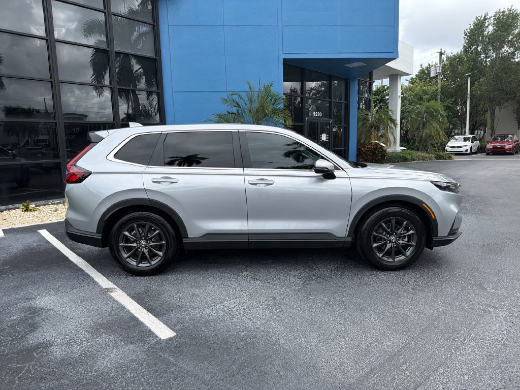 Used 2026 Honda CR-V EX-L image 9