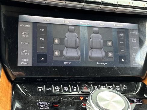 Used 2023 Jeep Grand Wagoneer Series II w/ Premium Group II image 42