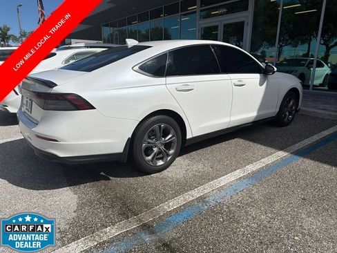 Used 2024 Honda Accord EX image 2