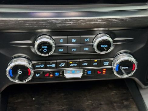 Used 2024 Ford F250 Lariat w/ Lariat Ultimate Package image 16