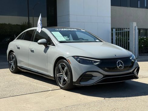Used 2023 Mercedes-Benz EQE 350+ 4MATIC Sedan w/ Exclusive Trim Package image 8