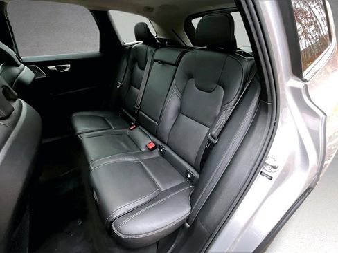 Certified 2023 Volvo XC60 B5 Ultimate image 22