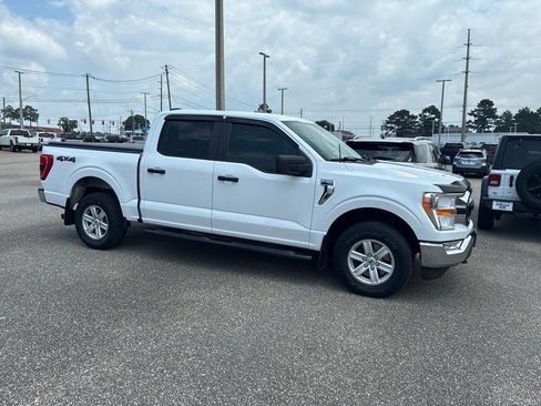 Used 2021 Ford F150 XLT w/ Trailer Tow Package AWD/4WD image 2