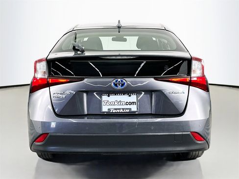 Certified 2021 Toyota Prius LE image 6