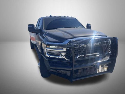 Used 2025 RAM 3500 Big Horn image 4
