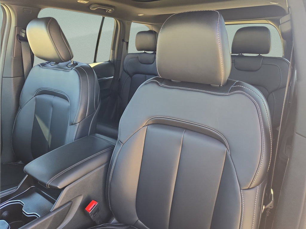 New 2026 Jeep Grand Cherokee Limited AWD/4WD image 24