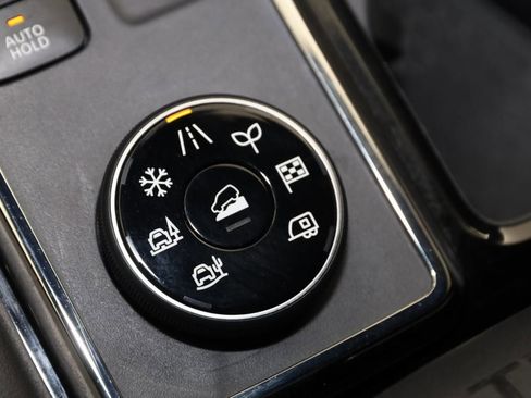 Used 2024 Nissan Pathfinder Rock Creek image 30