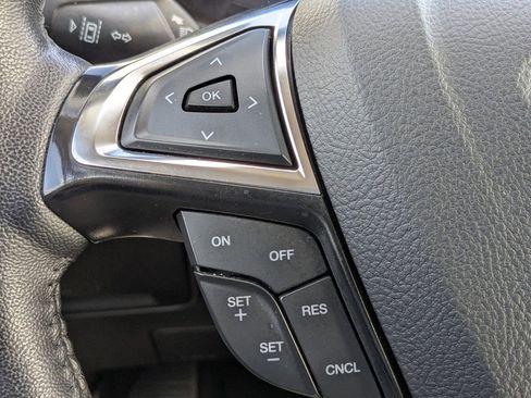 Used 2024 Ford Edge Titanium image 16