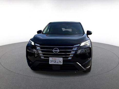 Used 2025 Nissan Rogue SV image 4