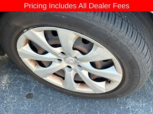 Used 2020 Toyota Corolla LE FWD image 2
