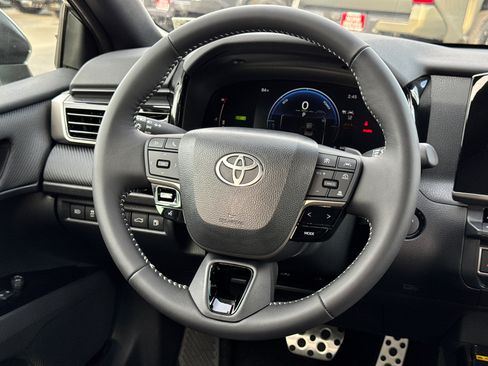 New 2026 Toyota Camry SE w/ Convenience Package FWD image 24