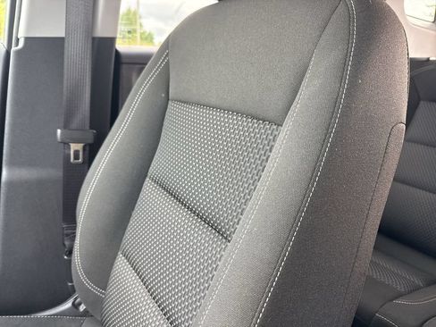 Used 2024 GMC Terrain SLE w/ Driver Convenience Package AWD/4WD image 35