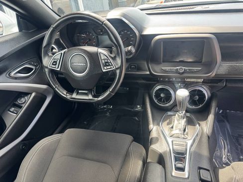 Used 2020 Chevrolet Camaro LT RWD image 14