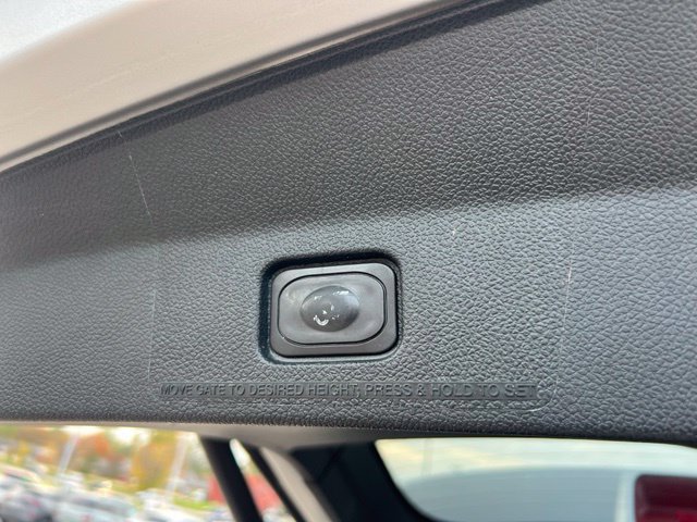 Certified 2019 Ford Explorer XLT w/ Equipment Group 202A FWD image 24