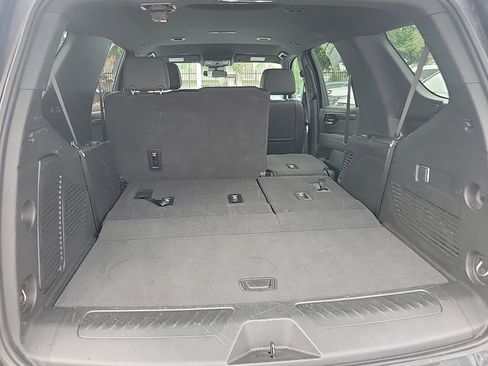 Used 2025 Chevrolet Tahoe LT image 16