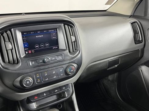 Used 2021 Chevrolet Colorado W/T w/ WT Convenience Package RWD image 18