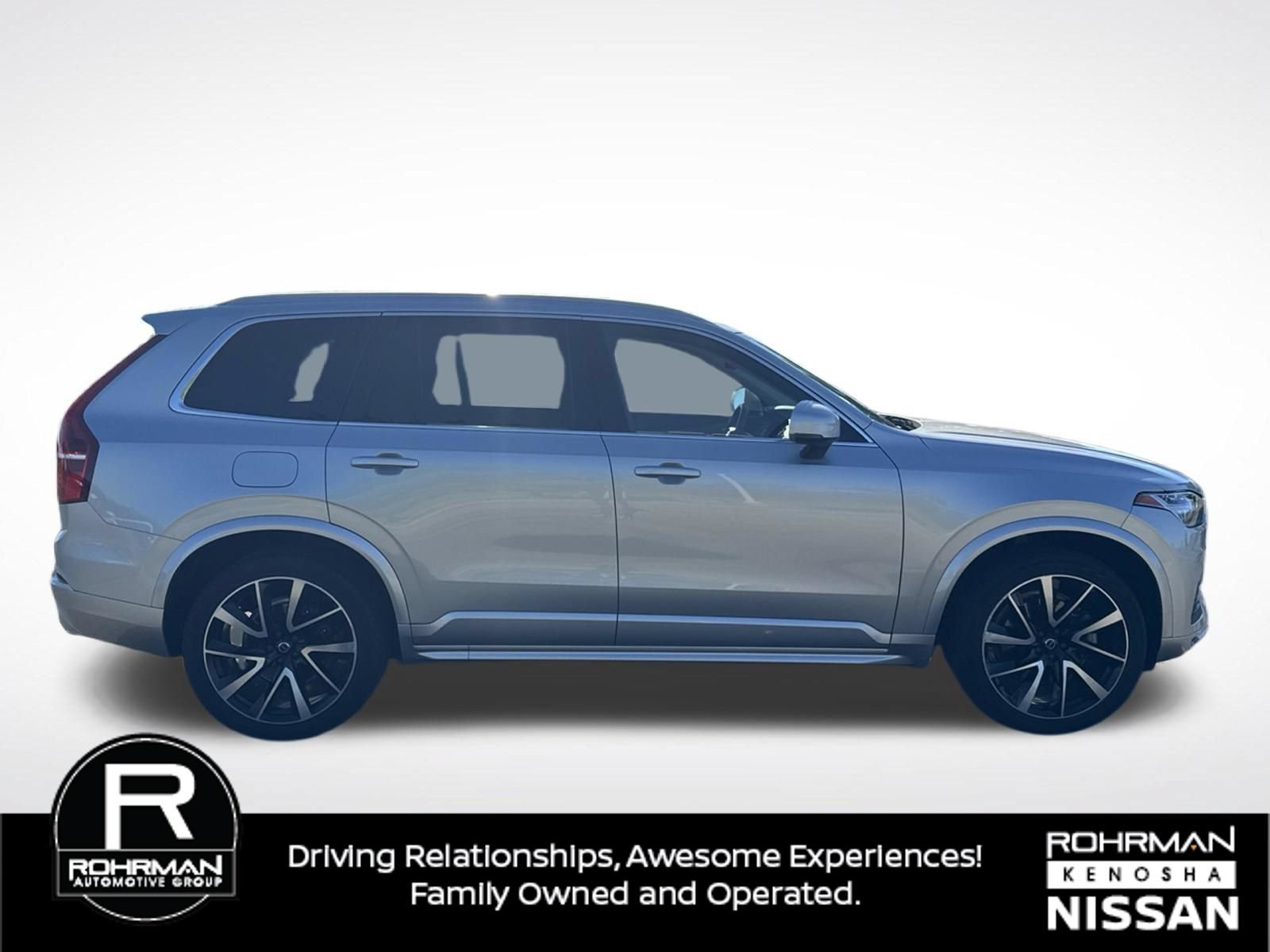 Used 2021 Volvo XC90 T6 Momentum w/ Protection Package Premier AWD/4WD image 6