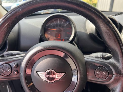Used 2015 MINI Cooper Paceman image 10