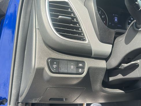 Used 2023 Kia Seltos LX image 16