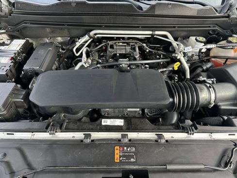 Certified 2023 Chevrolet Colorado Z71 w/ Z71 Convenience Package 2 image 12