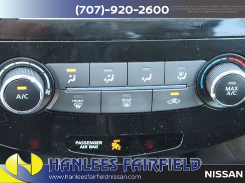 Used 2020 Nissan Rogue S FWD image 20