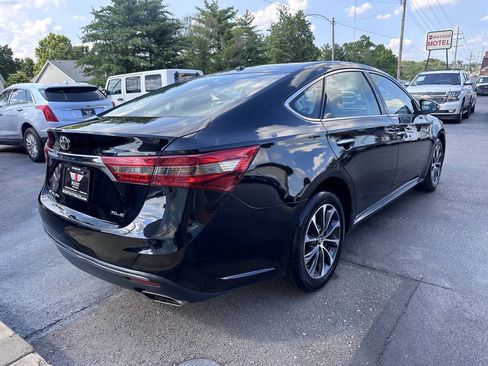 Used 2017 Toyota Avalon XLE FWD image 7