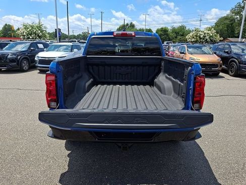Used 2025 Chevrolet Colorado Trail Boss AWD/4WD image 23