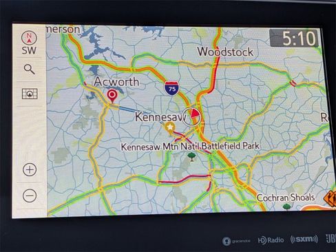 Used 2022 Toyota Avalon Touring image 26